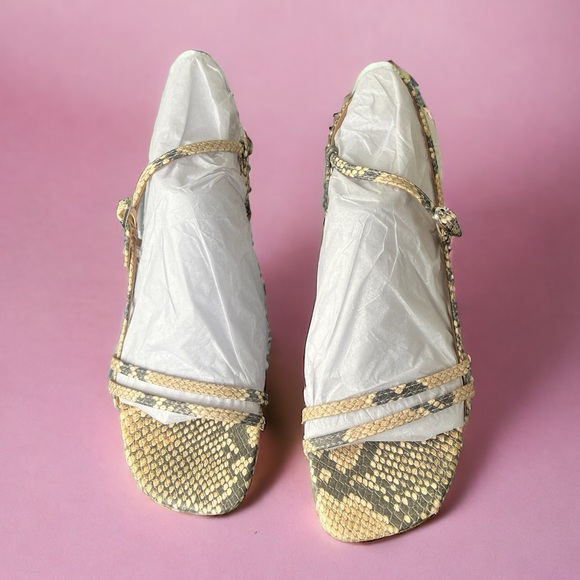 Steven New York Oceana Snake Print Sandal New In Box Sz 7 - Picture 2 of 11